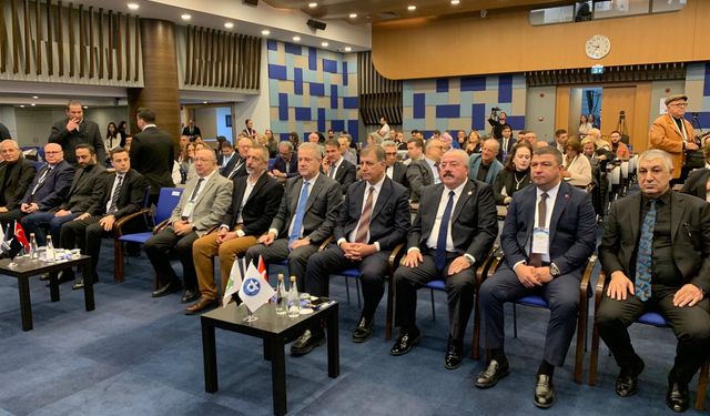 İş dünyası bir araya geldi… Kooperatifçilik masaya yatırıldı!