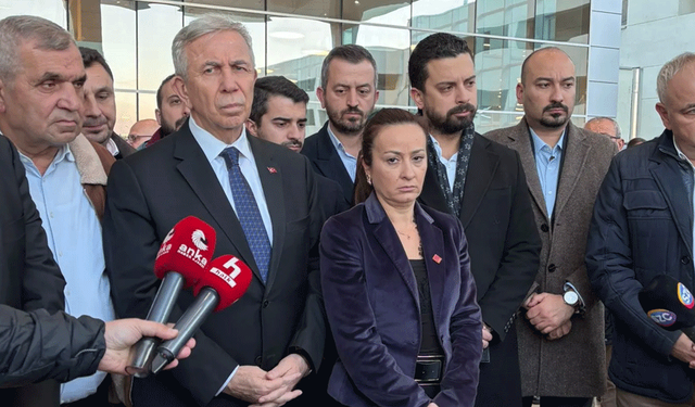 Yavaş'tan Durbay'a ziyaret: Durumu ağır, inşallah bir mucize olur!