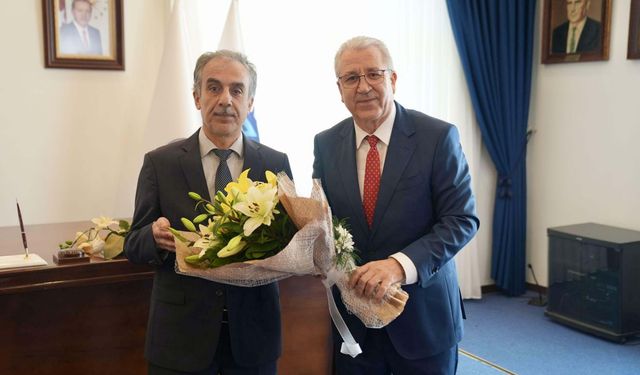 Ege Üniversitesi'nde devir teslim töreni!