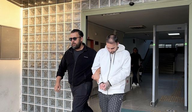 Eğlence mekanında tabancalı ve bıçaklı kavga: 1'i ağır, 2 yaralı