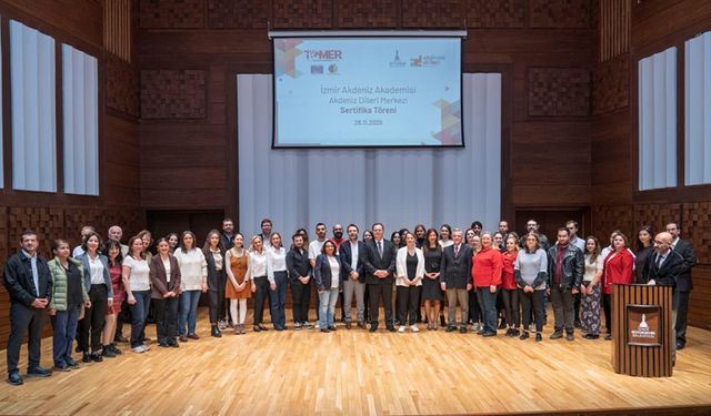 Akdeniz Dilleri Merkezi’nden sertifika coşkusu