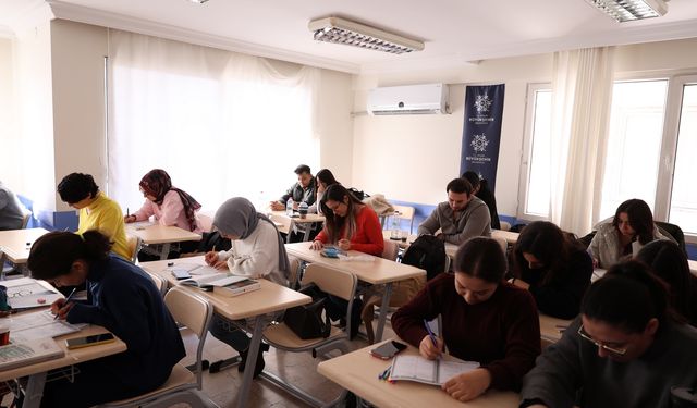 Başkan Çerçioğlu memurların yanında!