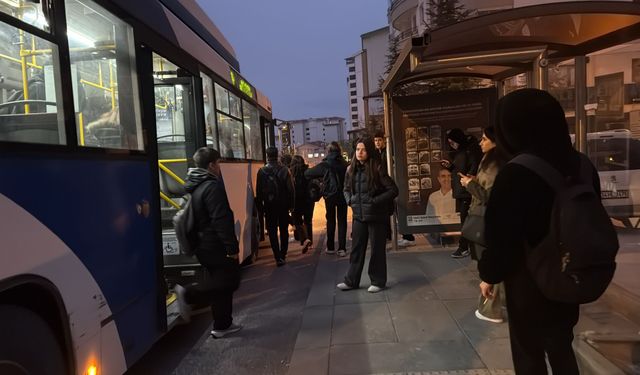 CHP’li Özlale’den 'kalıcı yaz saati' tepkisi: Bilim de tasarruf da yok!
