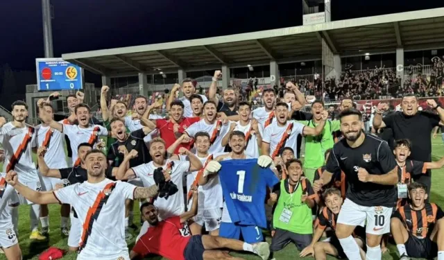 İzmir Çoruhlu FK galibiyete hasret!