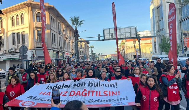 Büyükşehir işçileri iş bıraktı... Tugay'a 'masa' çağrısı, CHP sözcüsüne tepki!