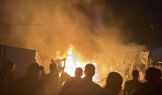 İsrail ordusu Gazze'de çadır kenti vurdu