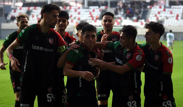 Kaf-Kaf Bornova'yı zorlanmadan geçti