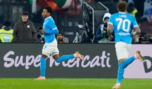 Kritik maçta Napoli, Roma'yı yıktı!