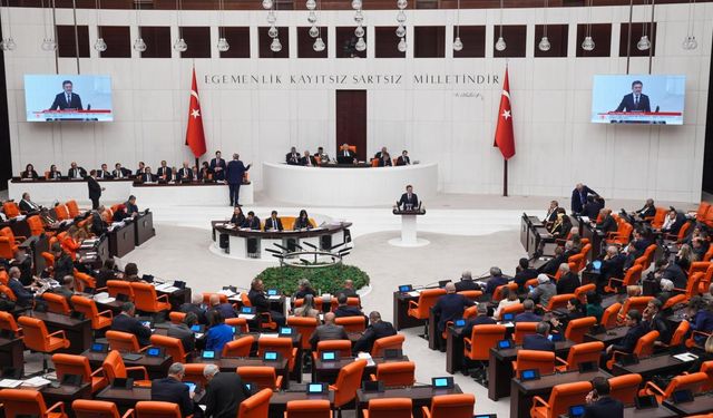 İki bakanlığın bütçesi daha meclisten geçti!