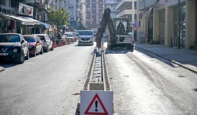 Bornova Pazaryeri'nde trafiğe yeni düzenleme