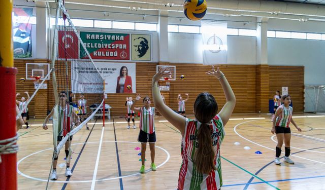 Karşıyaka'da spor tutkunları filede buluşacak