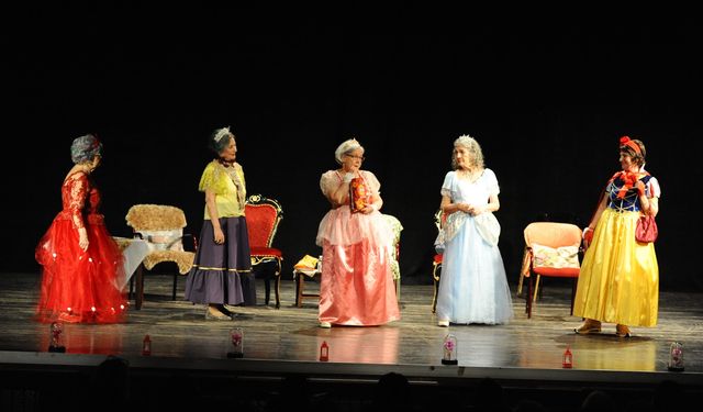 Karşıyaka’nın ileri yaş hizmetleri fuarda tanıtılacak