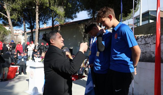 Aliağa Türkiye Oryantiring Şampiyonası’na ev sahipliği yaptı