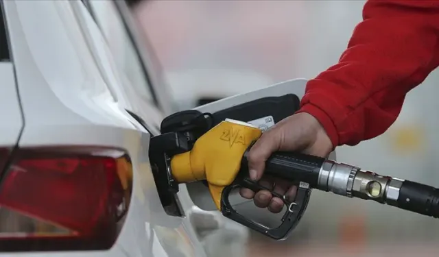 Tarih belli oldu: Benzine zam geliyor