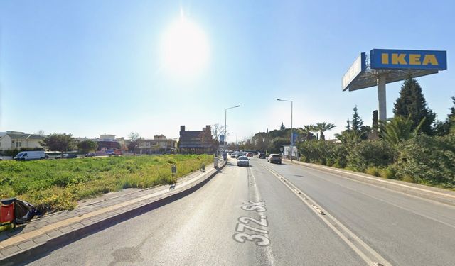 Forum Bornova'nın karşısında... Benzinlik gitti, konut geldi!