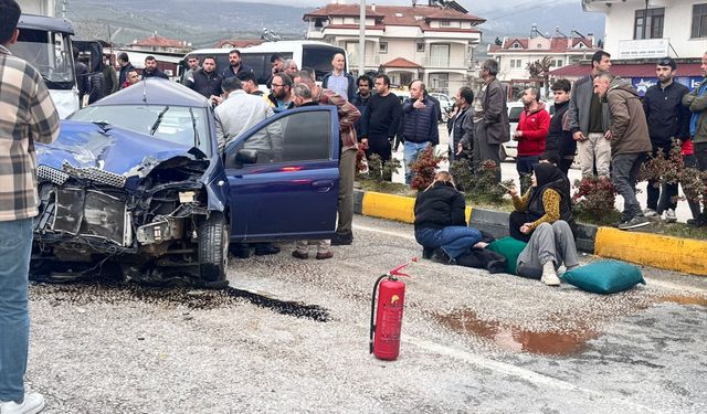 Muğla'da zincirleme kaza: 4 yaralı, 1 gözaltı!