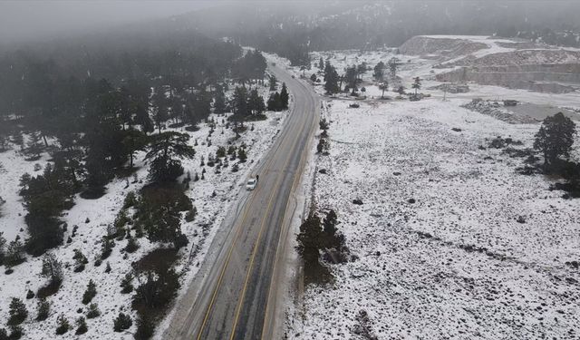 Muğla'nın yüksek kesimleri beyaza büründü