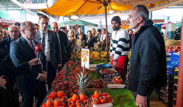 Karabat’tan ekonomik kriz açıklaması: Çözüm CHP’li belediyelerin sosyal projeleri!