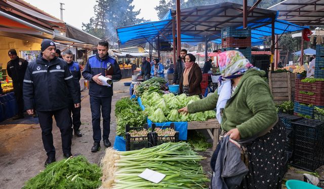 Buca'da zabıtalardan 'kayıt dışı' operasyonu!