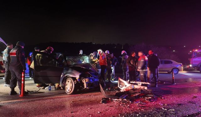 Feci kazada 2'si ağır, 6 yaralı!