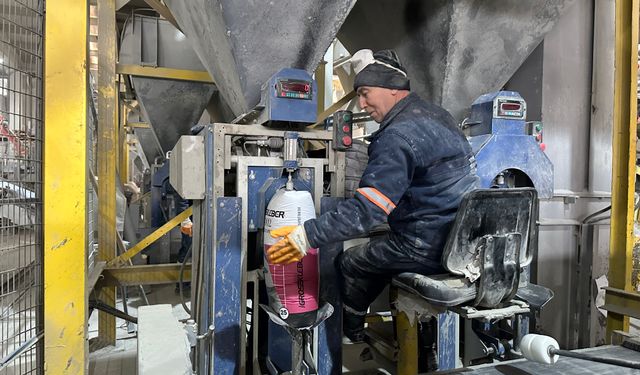 Köy köy dolaşıp işçi bulamadılar: Hindistan ve Venezuela’dan getirdiler