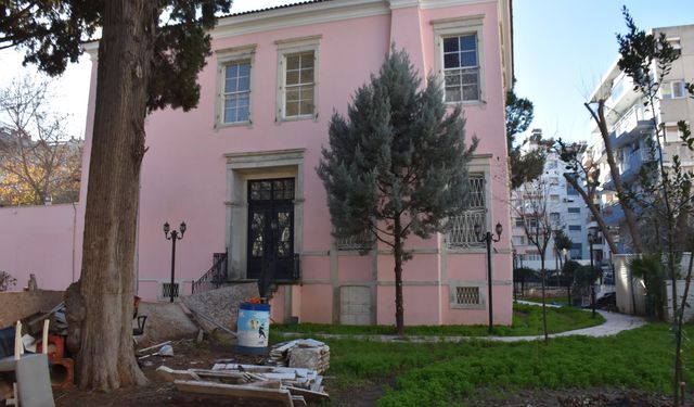 Tugay ve Ünsal'ı karşı karşıya getirmişti... Latife Hanım Köşkü 5 yıldır atıl!