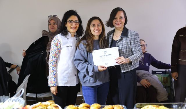 Karabağlar Mutfak Akademi’de mezuniyet heyecanı