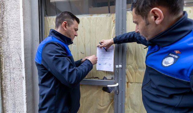 Karşıyaka'da gıda teröristlerine mühür