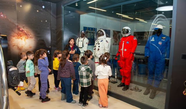 Karşıyakalı anaokulu öğrencileri Uzay Kampı’nda