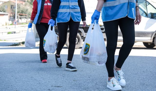 Her gün 10 bin kişiye yemek... Menemen'de anlamlı dayanışma!