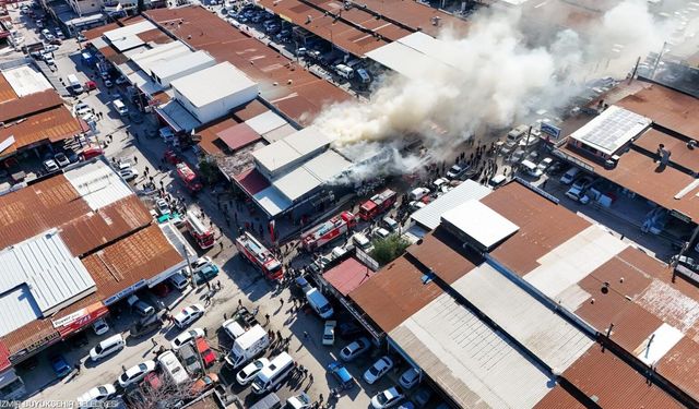 Buca’daki işyeri yangını kontrol altına alındı