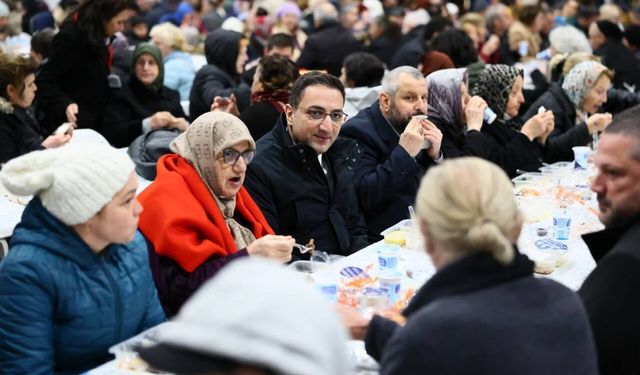 Balçova’da Ramazan bereketi mahallelerde