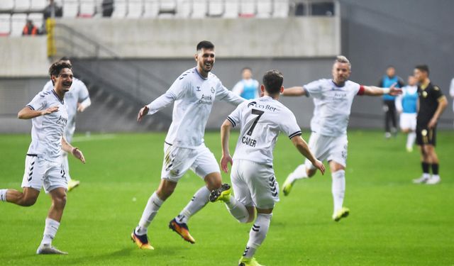 Altay’dan Bornova 1877’ye gol yağmuru