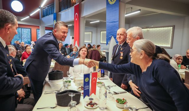 Buca’da şehit aileleri ve gazilerle iftar yemeği!