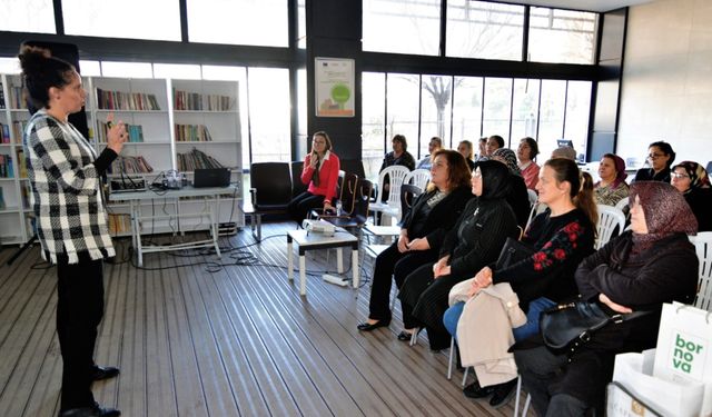 Kent Bostanları'nda üreten kadınlara sağlıklı beslenme eğitimi