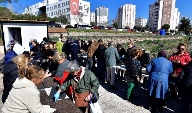 Bornova’da toprak kadınlarla canlanıyor
