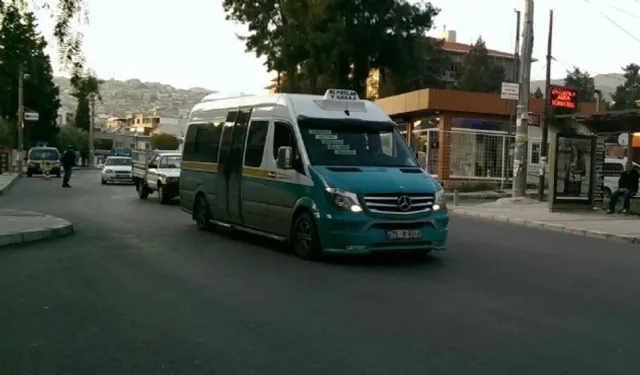 İzmir'de trafik magandası dolmuş sürücüsüne ceza!
