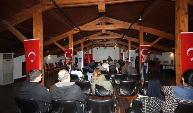 Selçuk'ta babalar için “başarı” söyleşisi