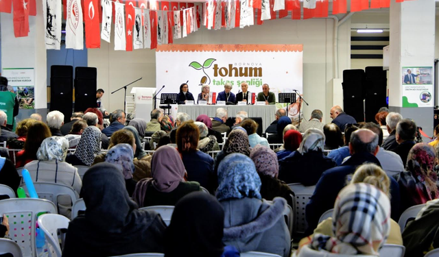 Bornova'da tohumlar geçmişten geleceğe taşındı