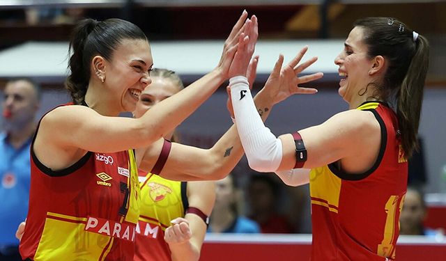 Göztepe evinde Vakıfbank'la oynuyor