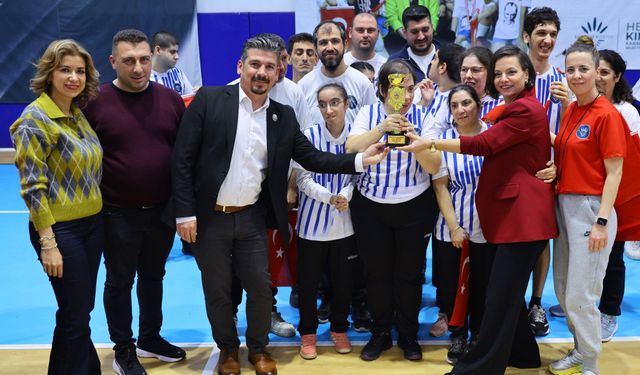 Karabağlar'da Sömestr Spor Şenliği!