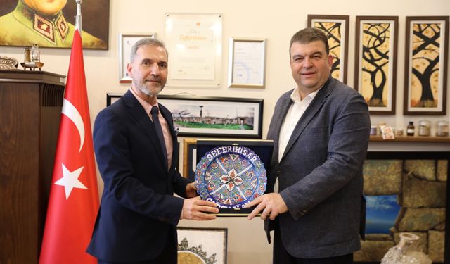 KKTC İzmir Başkonsolosluğu’ndan Seferihisar’a nezaket ziyareti