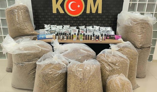 Manisa'da kaçak tütün operasyonu; 5 gözaltı