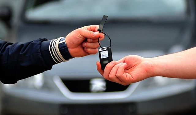 İzmir'de araç satışında keskin düşüş!