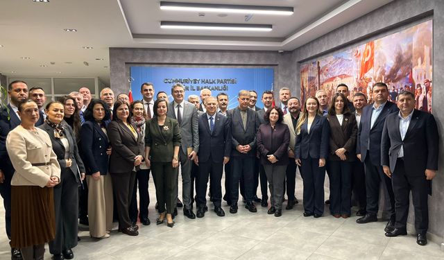 CHP İzmir'de 10,5 saatlik zirve tamam... Neler konuşuldu?