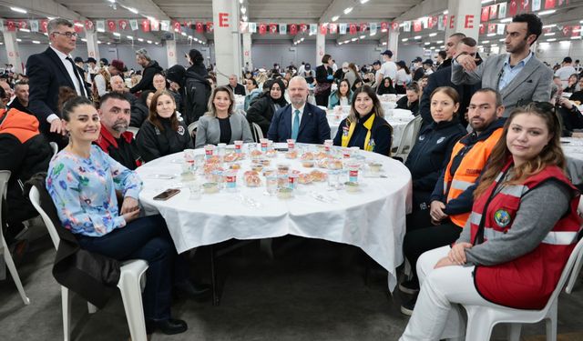 Başkan Pehlivan, personelle iftar sofrasında buluştu!