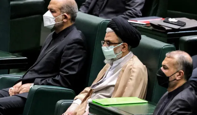 İsrail: İran istihbarat bakanı öldürüldü