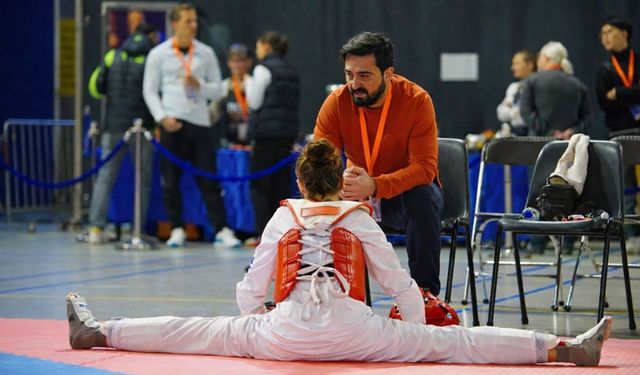 AGM Spor Kulübü taekwondo antrenörü Ziya Cönge, milli takım görevinde