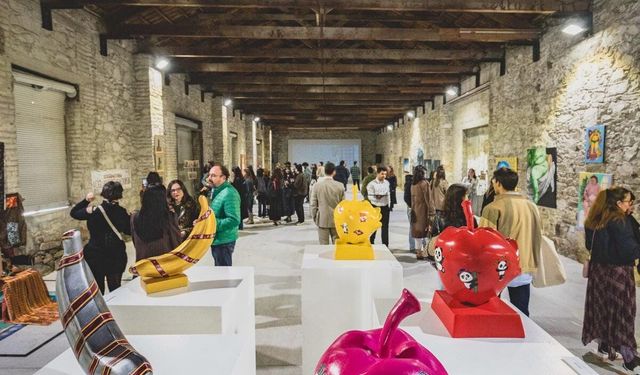 Kadın temsiline sanatla itiraz!