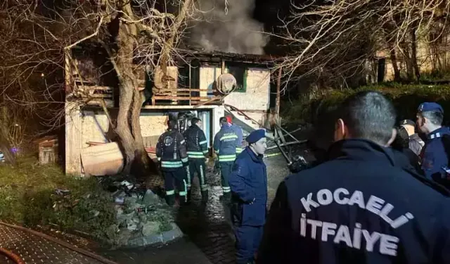 Kahreden son: Yalnız yaşadığı evinde çıkan yangında can verdi